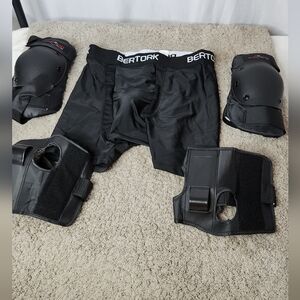 Boys Bertork Protective Underwear With Cup & Pads - L